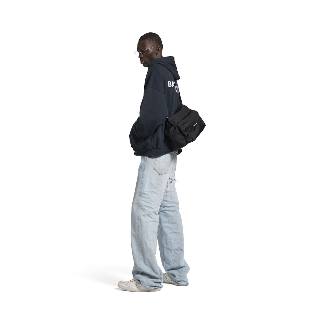 Men's Explorer Multipocket Weekender Small in Black - 7