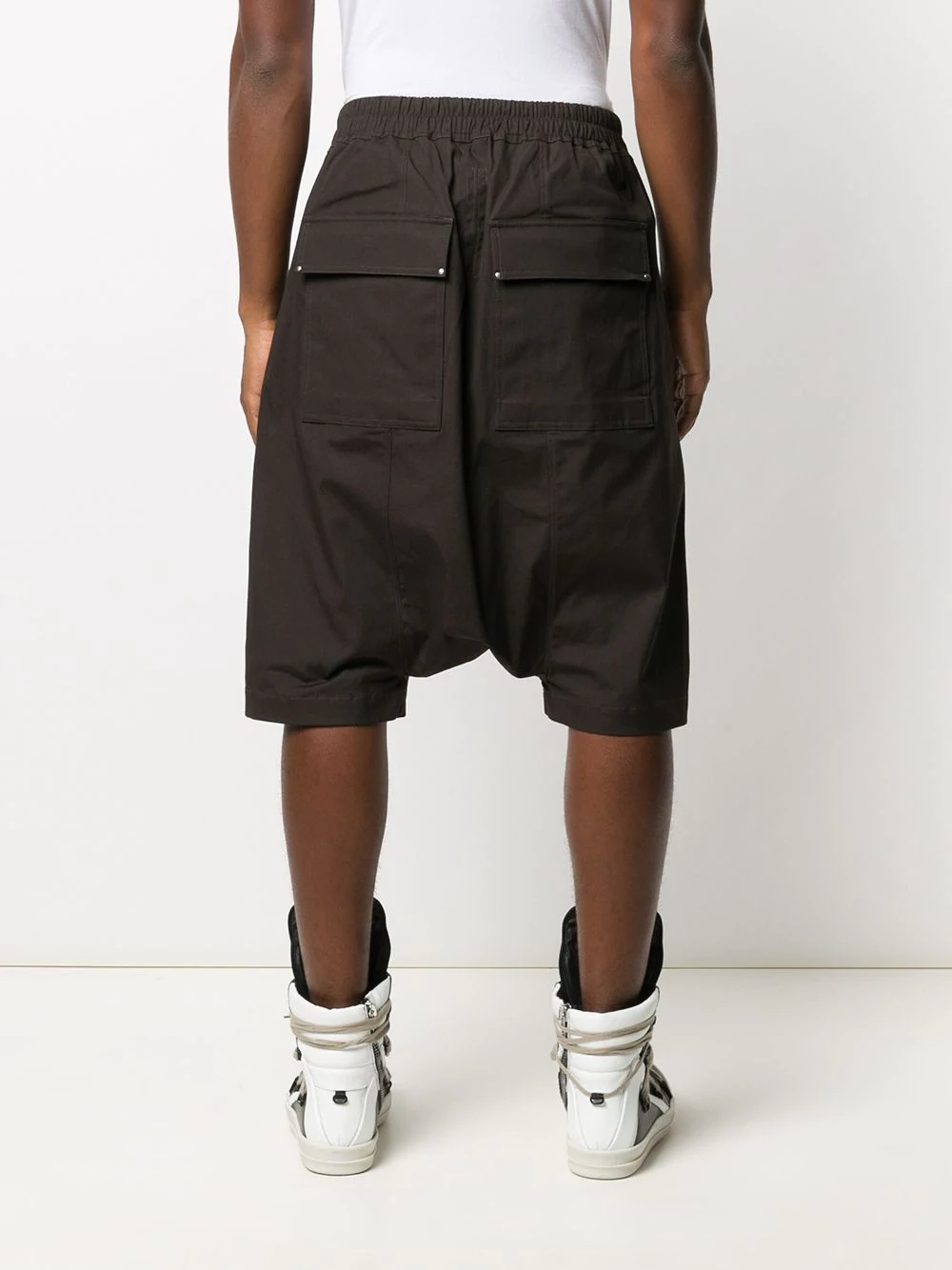 drop-crotch drawstring shorts  - 4