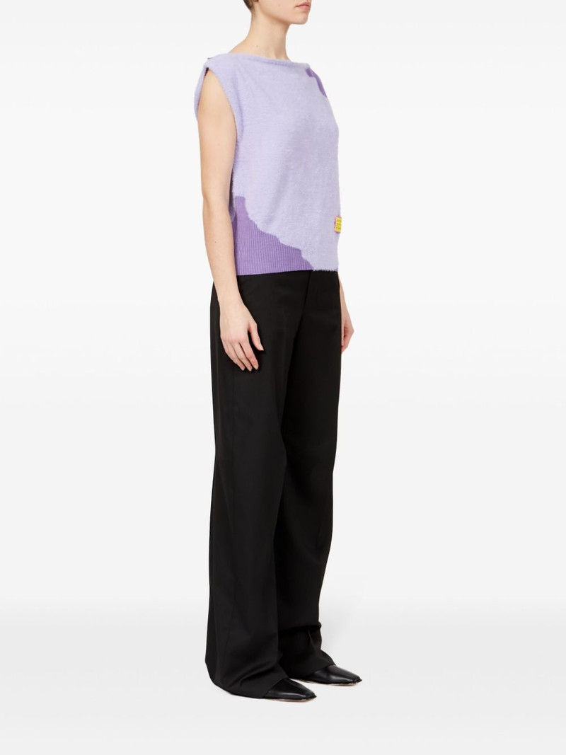 boat-neck sleeveless top 3