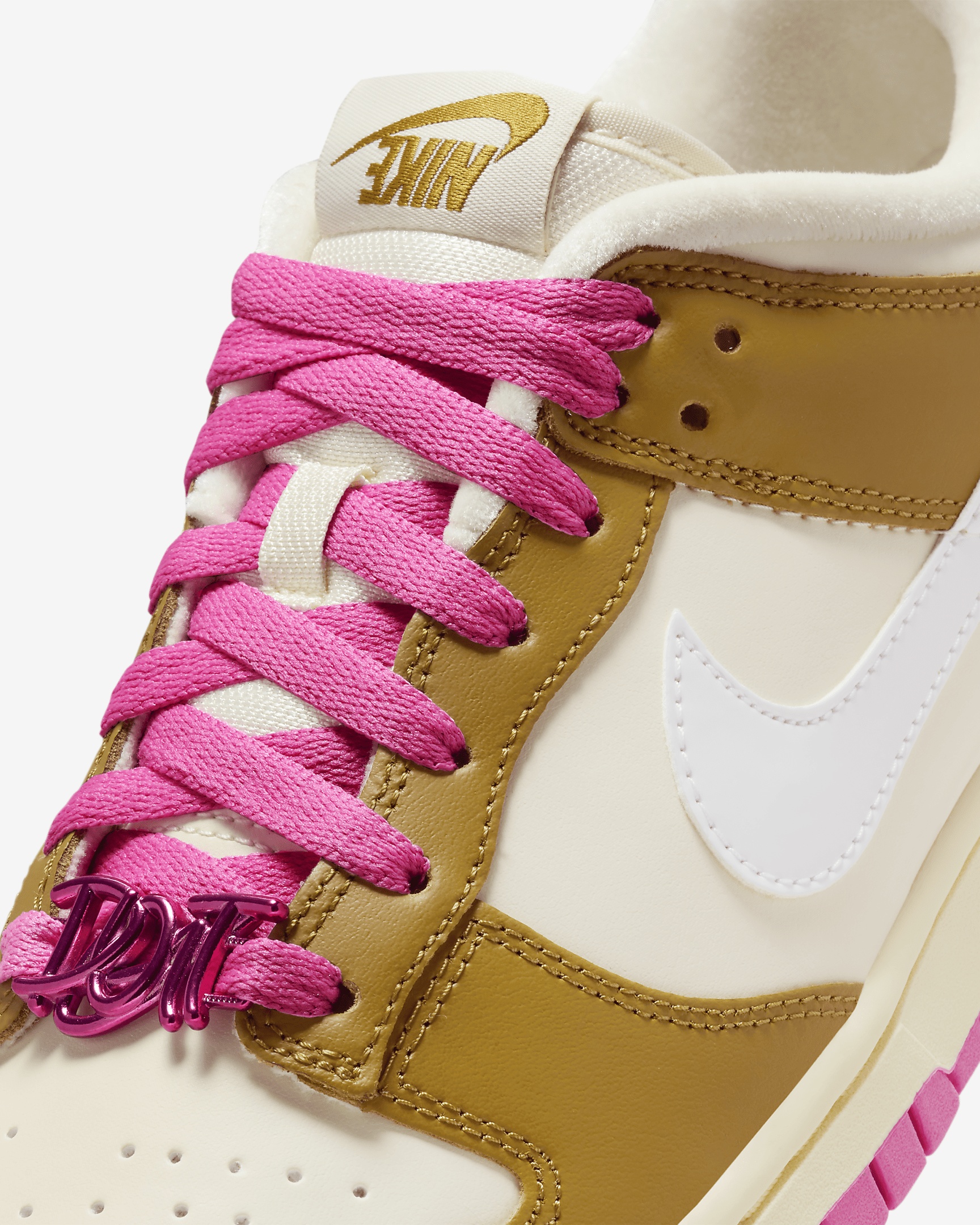 Nike Dunk Low SE Women's Shoes - 8