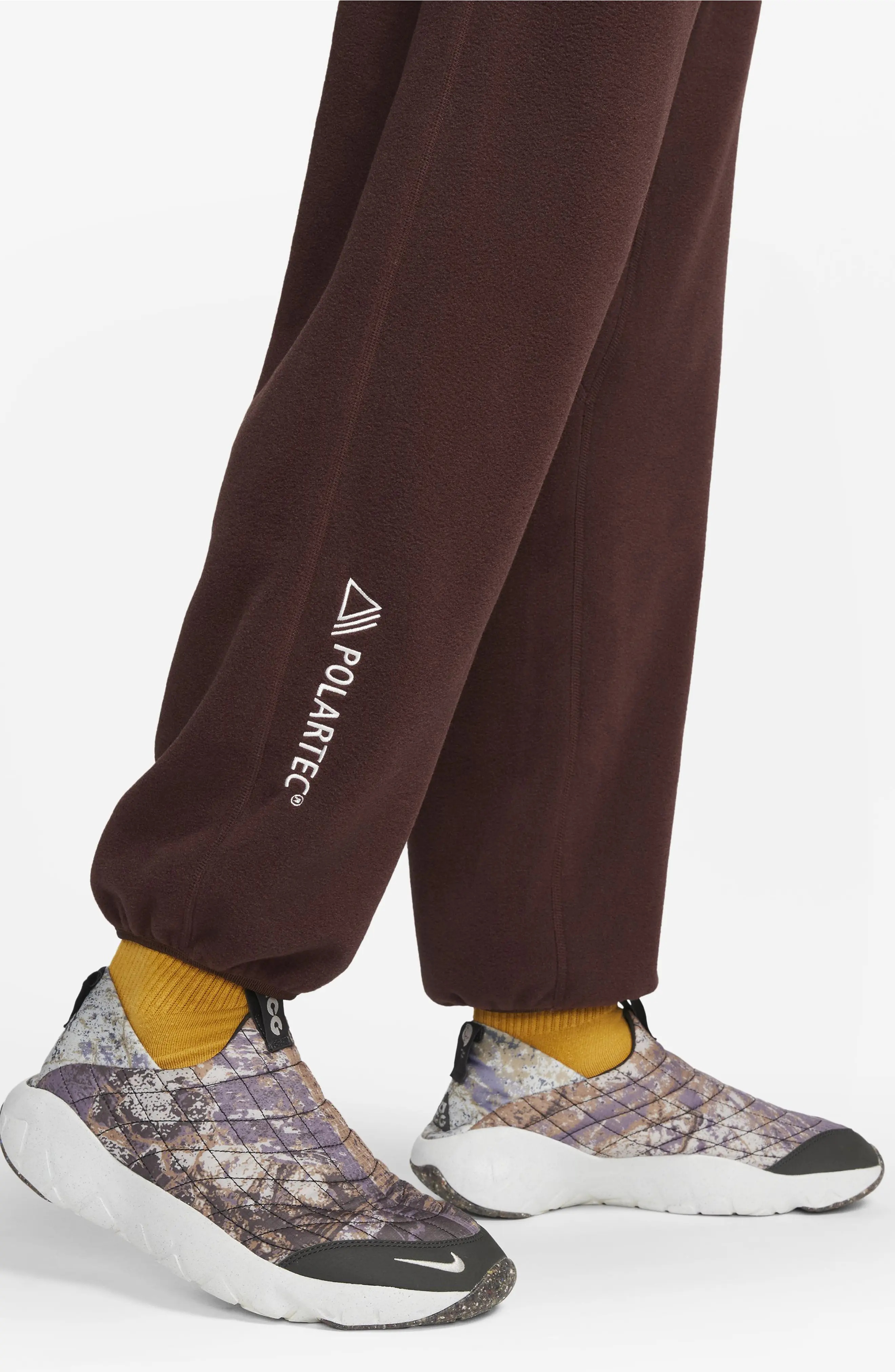 Polar Fleece Sweatpants in Earth/Summit White - 7