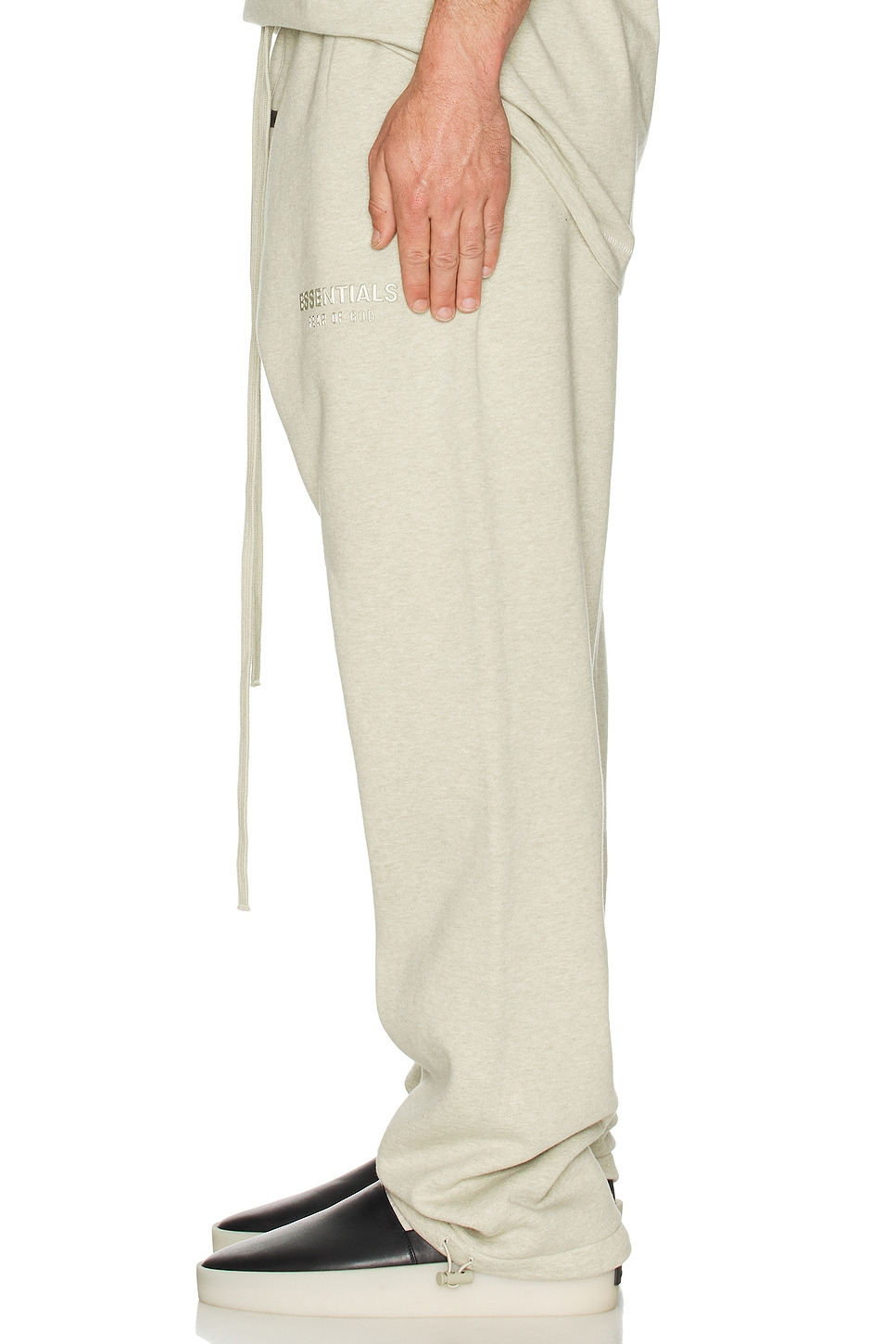 Relaxed Fleece Sweatpant - 5
