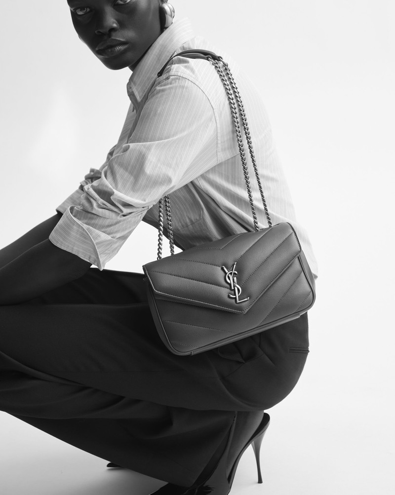 SAINT LAURENT LOULOU SMALL IN MATELASSÉ SUEDE outlook