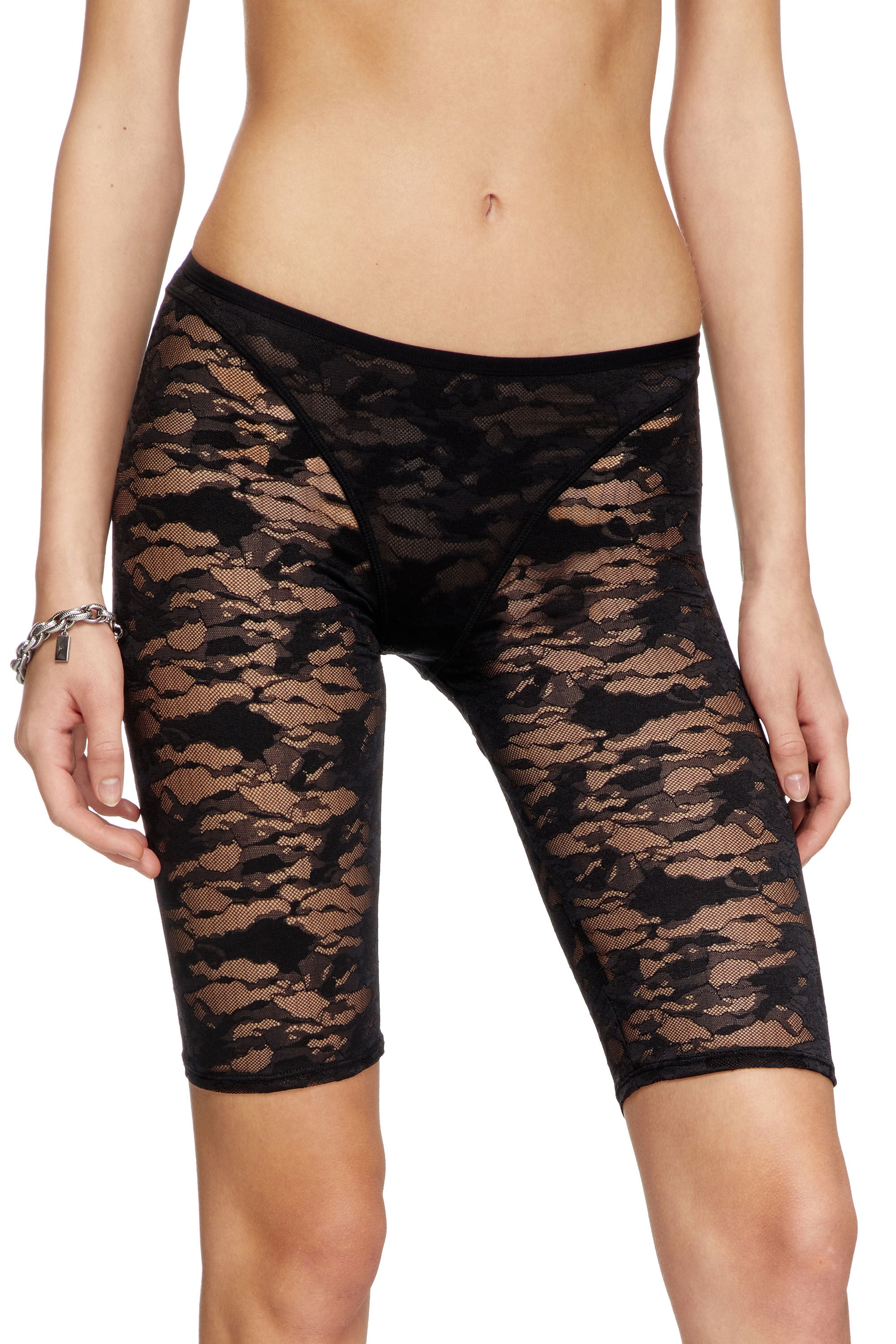 UFLB-D-OVAL-LACE-SHORT - 3