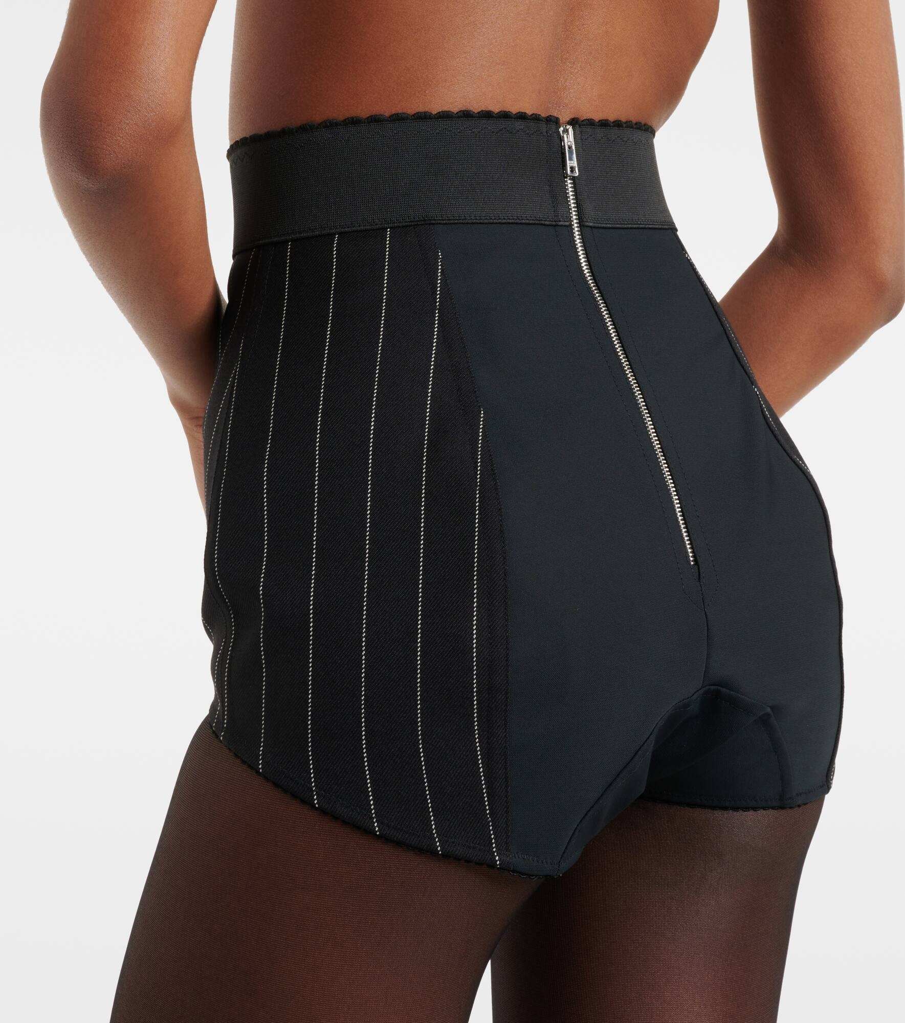 Pinstripe wool-blend shorts - 5