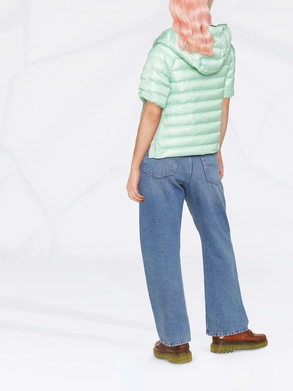 Vernia short-sleeved puffer jacket - 4