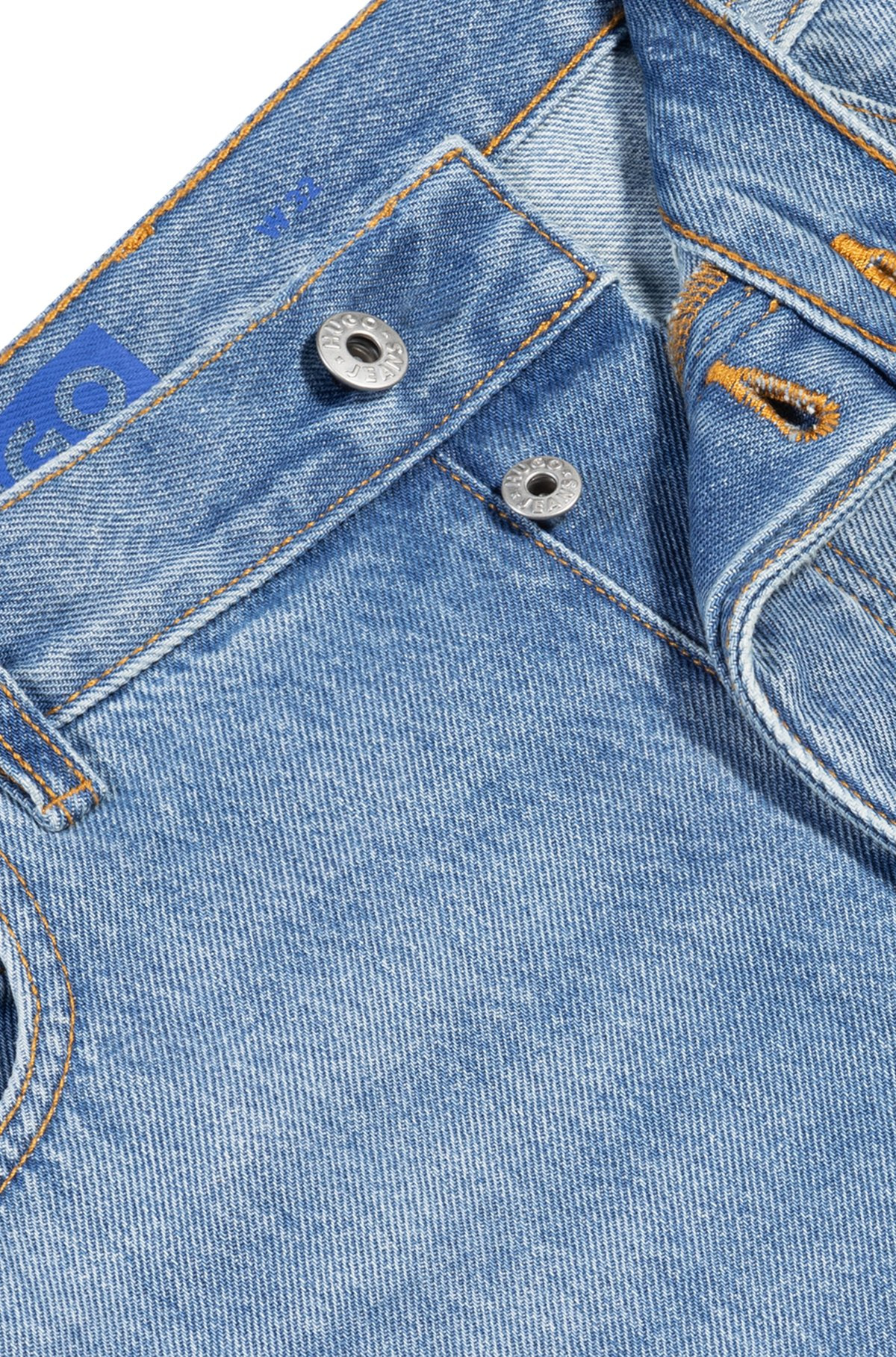 STRAIGHT-FIT SHORTS IN BLUE STONEWASHED DENIM - 6