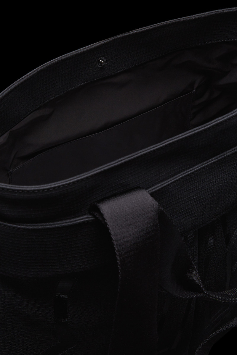 Cut Small Tote Bag 5