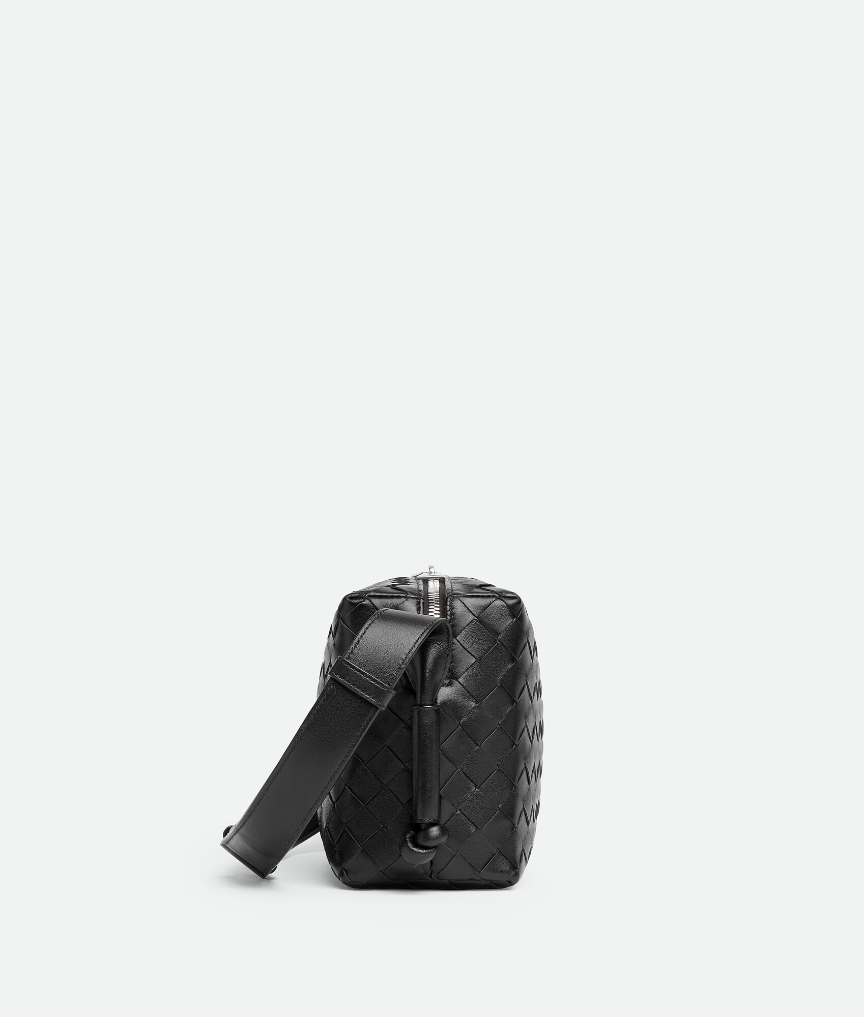 Intrecciato loop leather camera bag - Bottega Veneta - Men