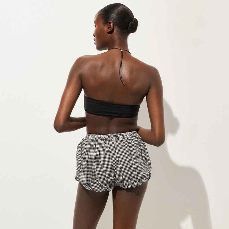 Bubble-hem beach short in gingham 5