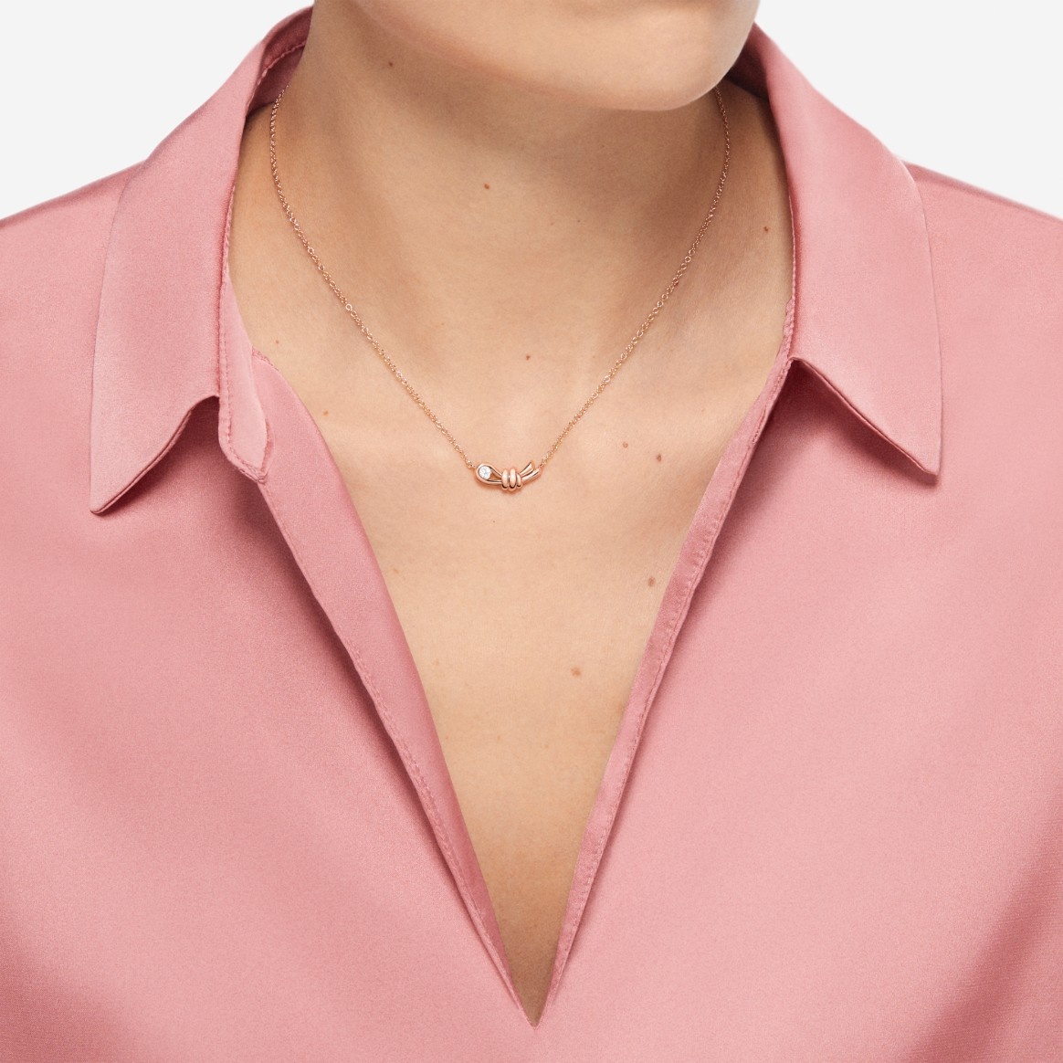 Rose Gold & White Diamond Nodo Necklace - 3