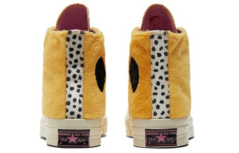 Converse (WMNS) Converse Chuck Taylor All Star 1970s Yellow 572050C outlook
