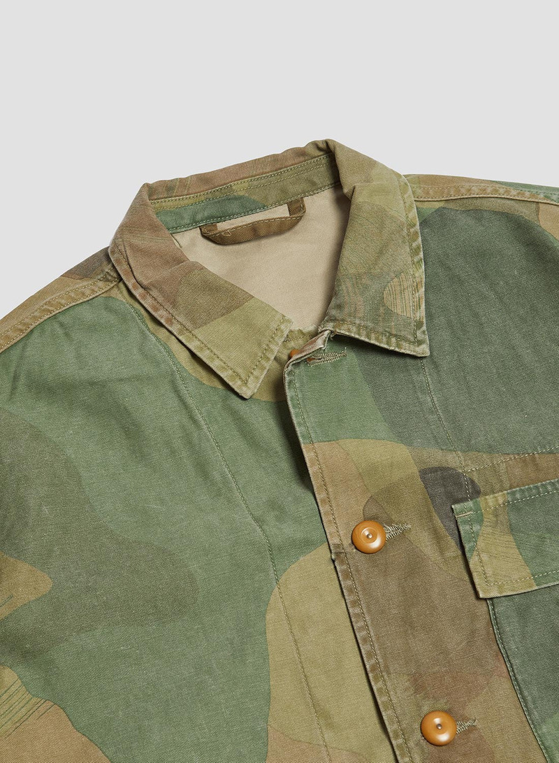 Nigel Cabourn French Work Short Jacket Fade Camo in Green outlook