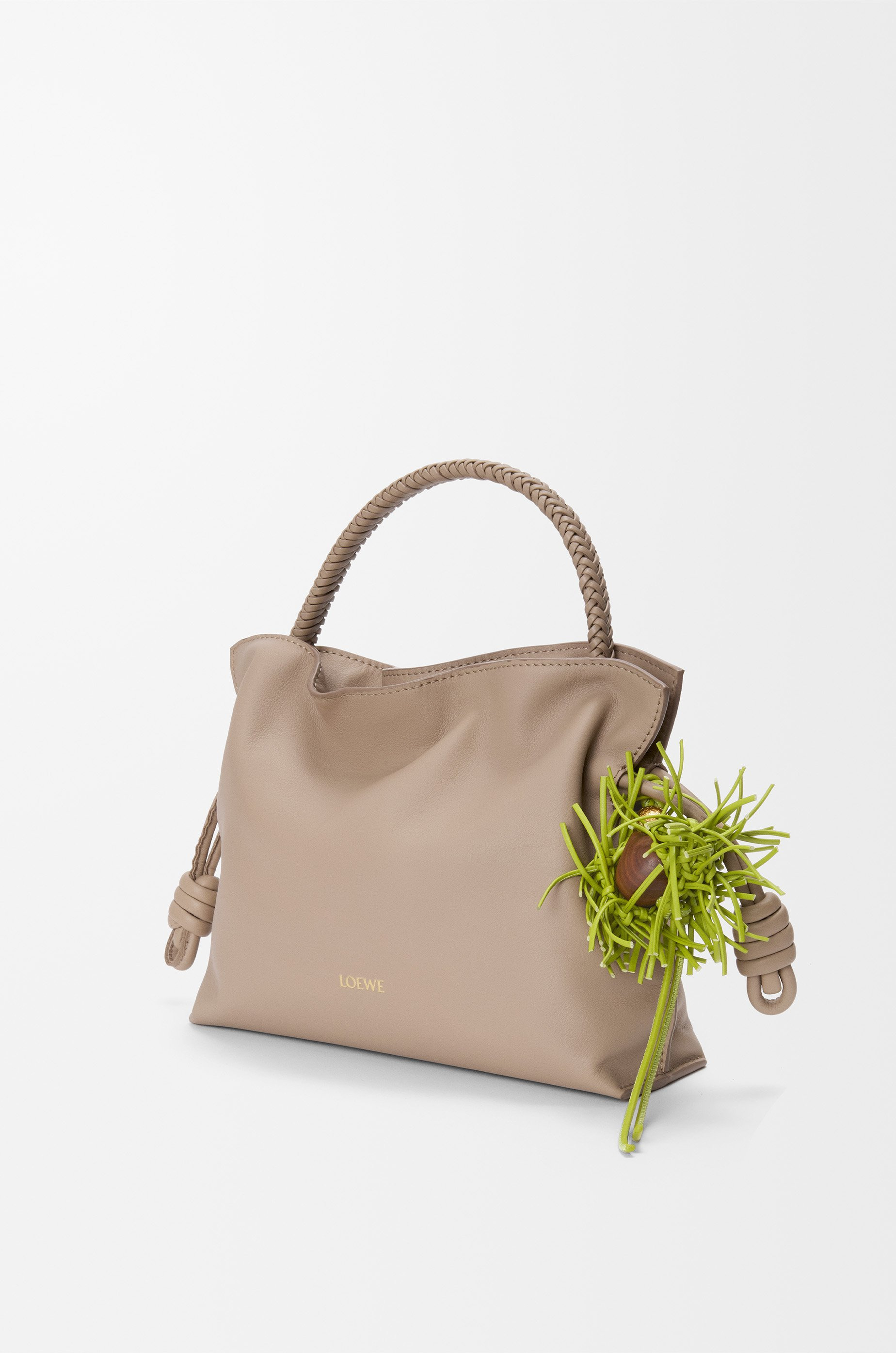 Chestnut charm in wood and calfskin - 4