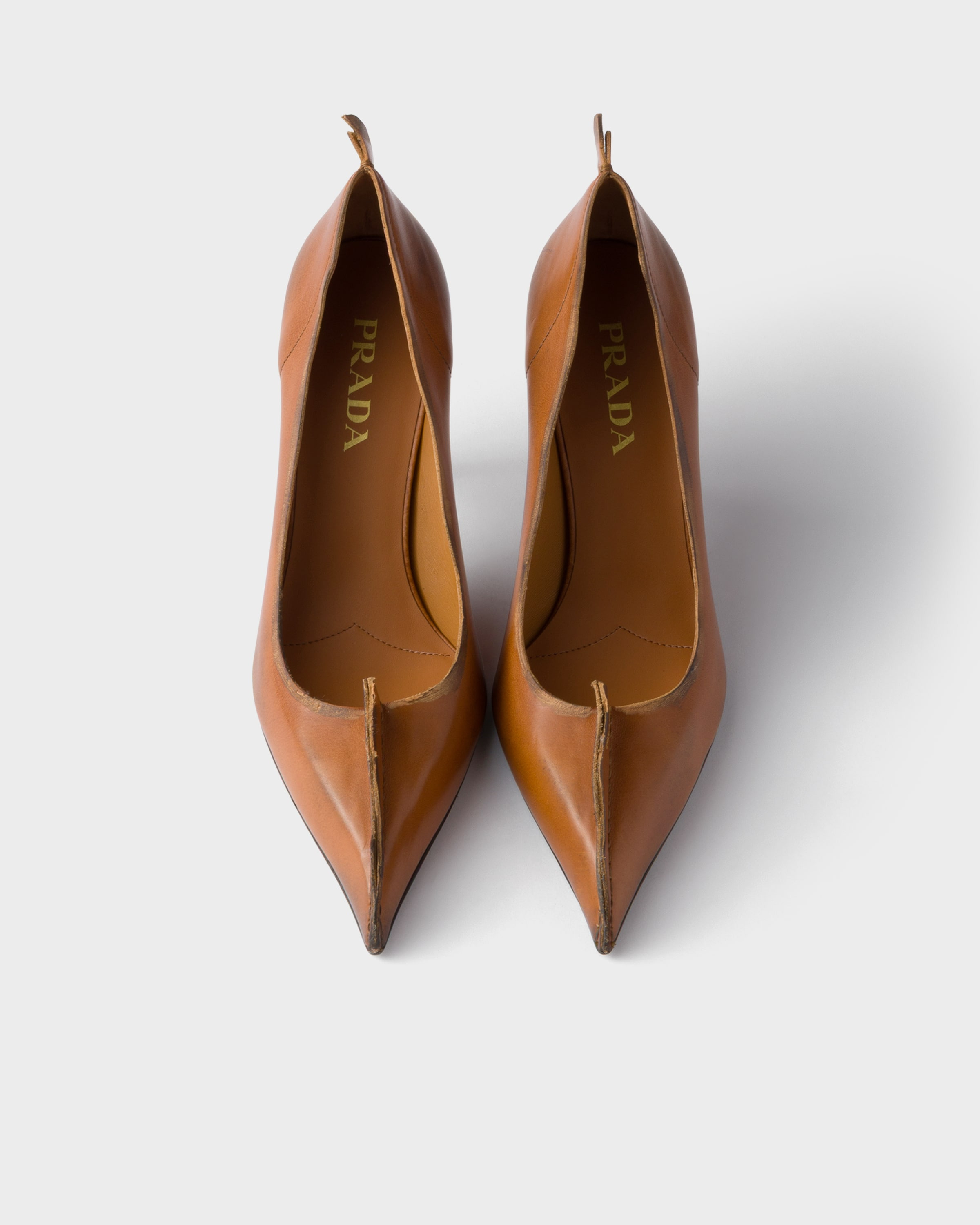 Antiqued leather pumps - 3