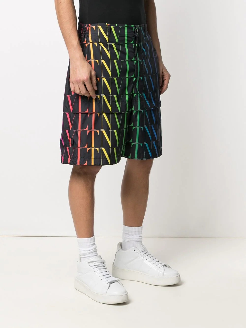 VLTN print Bermuda shorts - 3