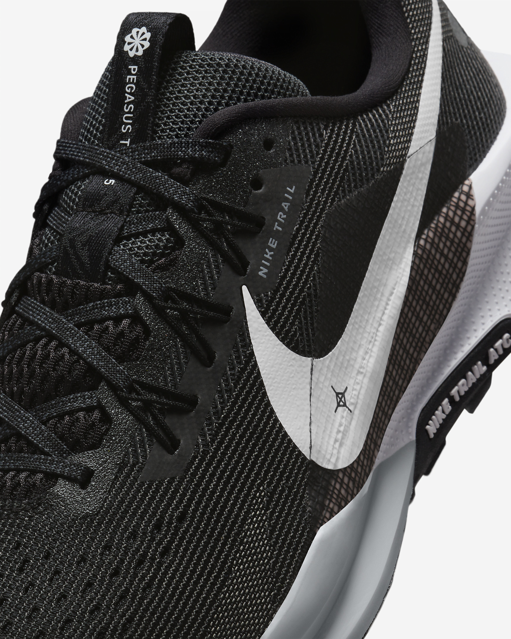 Nike Pegasus Trail 5 Men's Trail Running Shoes - 8