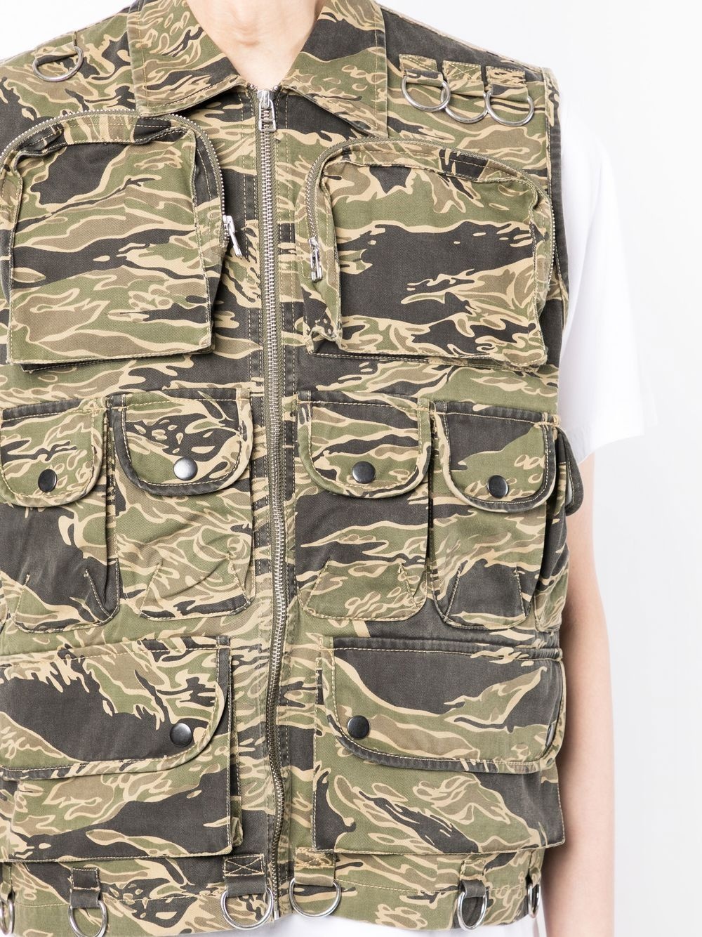 camouflage-print cargo vest - 5