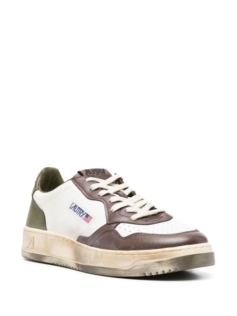 AUTRY Medalist leather sneakers outlook