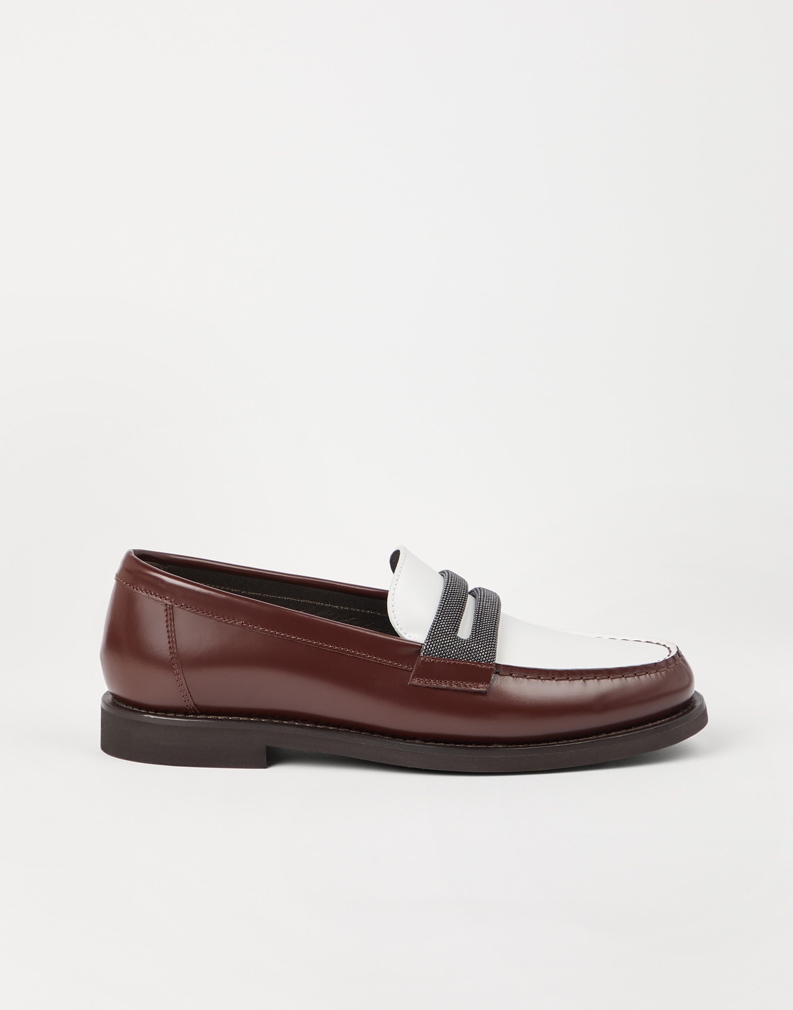 Minimal calfskin penny loafers with precious clamp - 5
