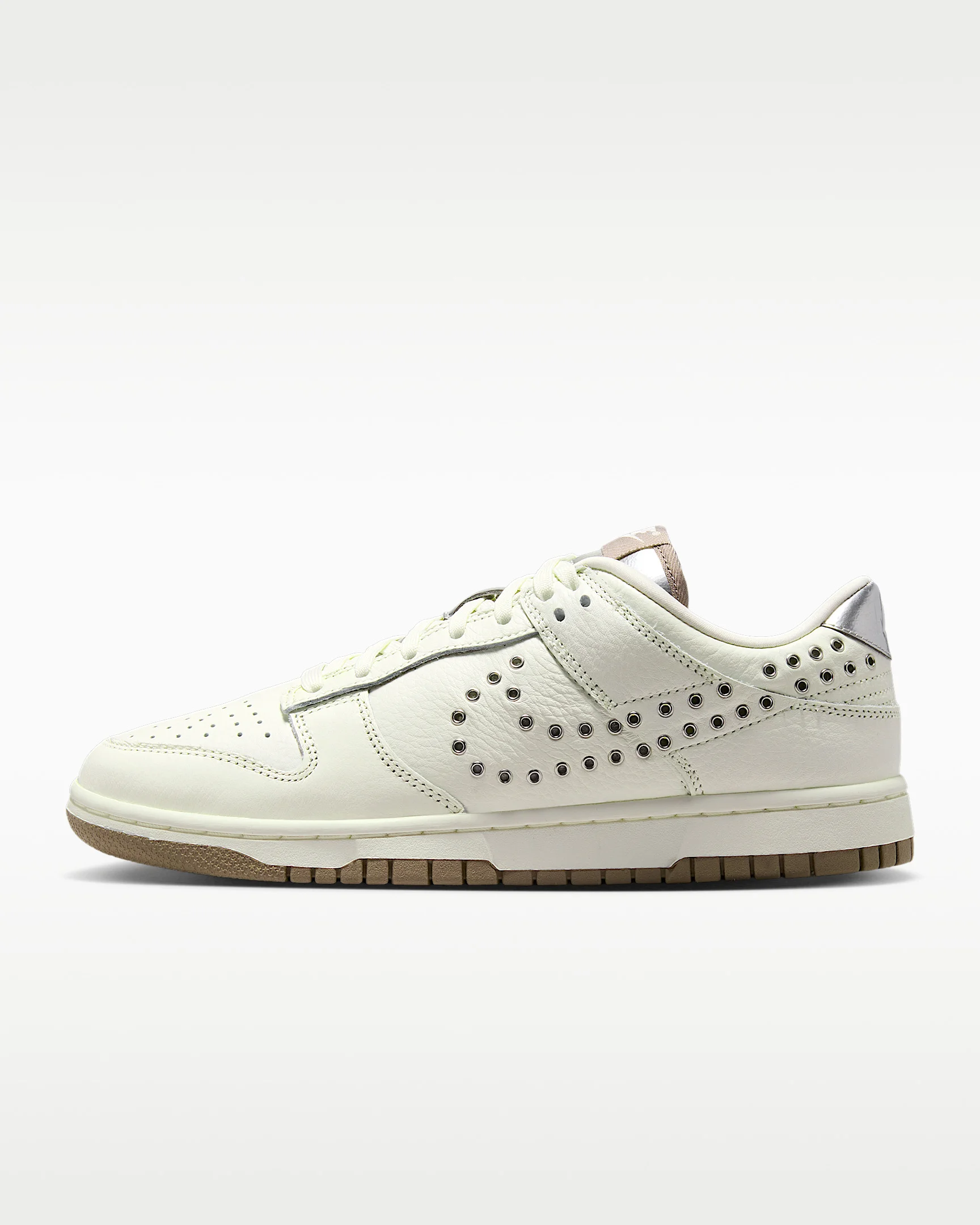 Nike Dunk Low Women's Shoes - 1