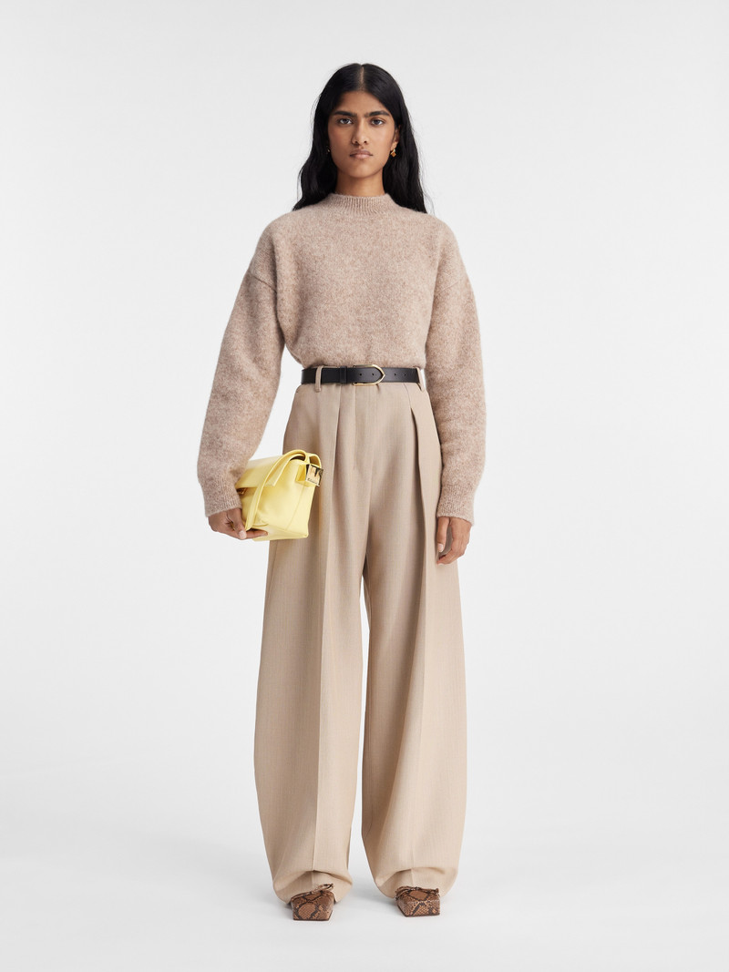 JACQUEMUS La maille Jacquemus outlook