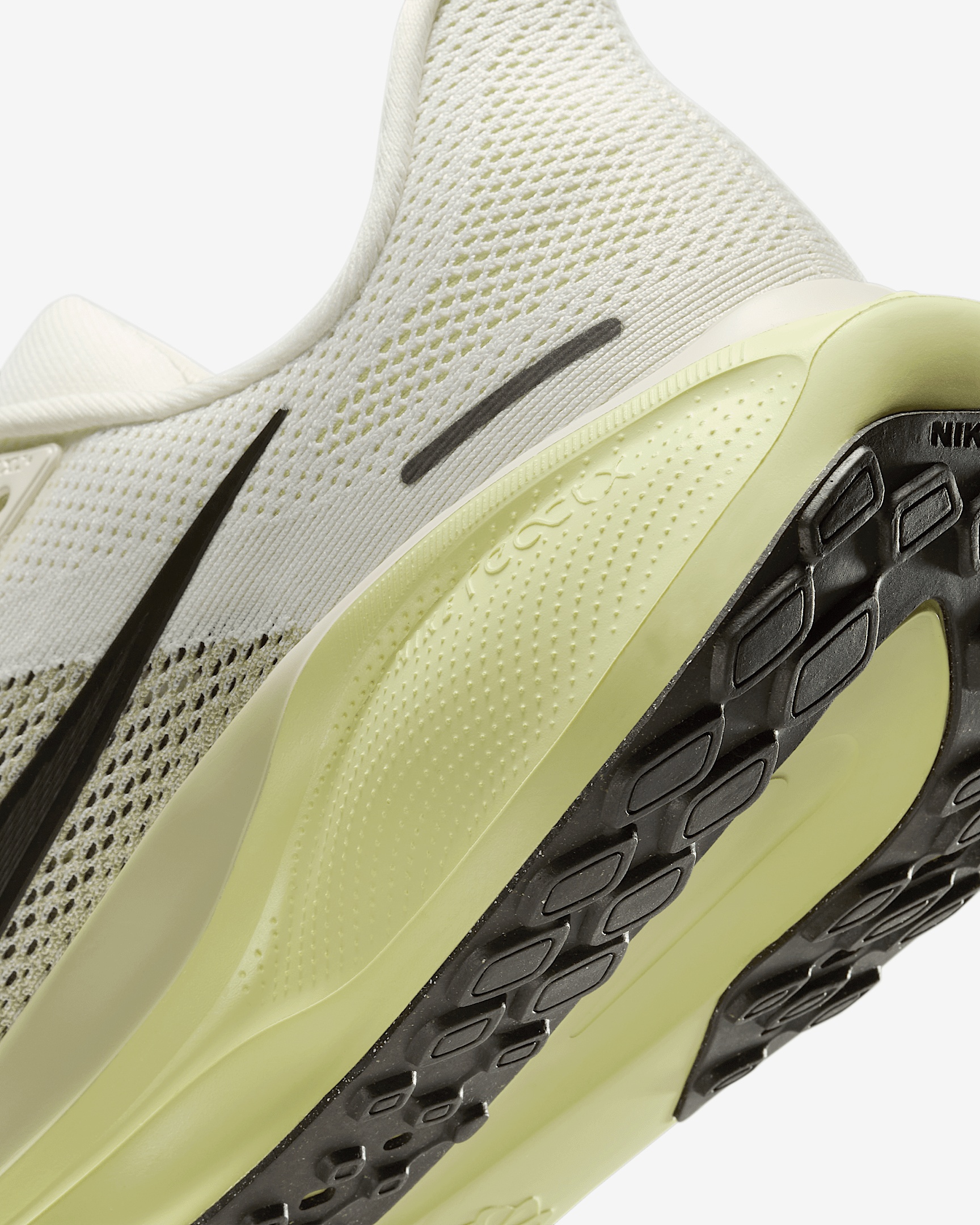 Nike Pegasus 41 Men's Road Running Shoes - 8