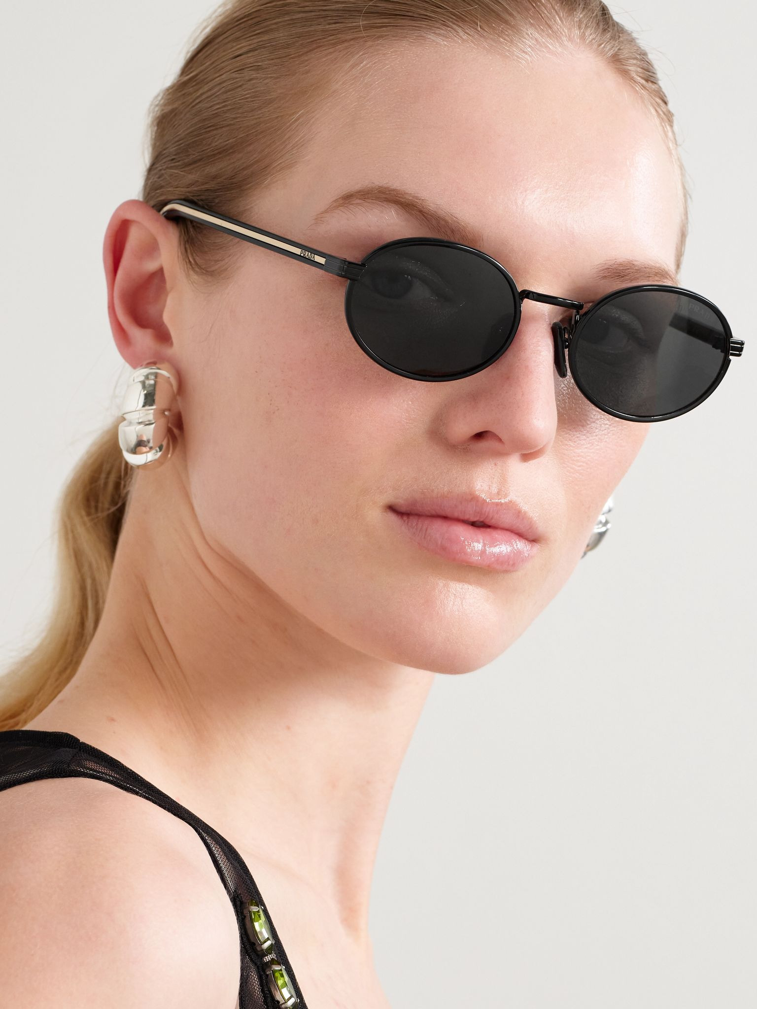 Oval-frame metal sunglasses Black - 2