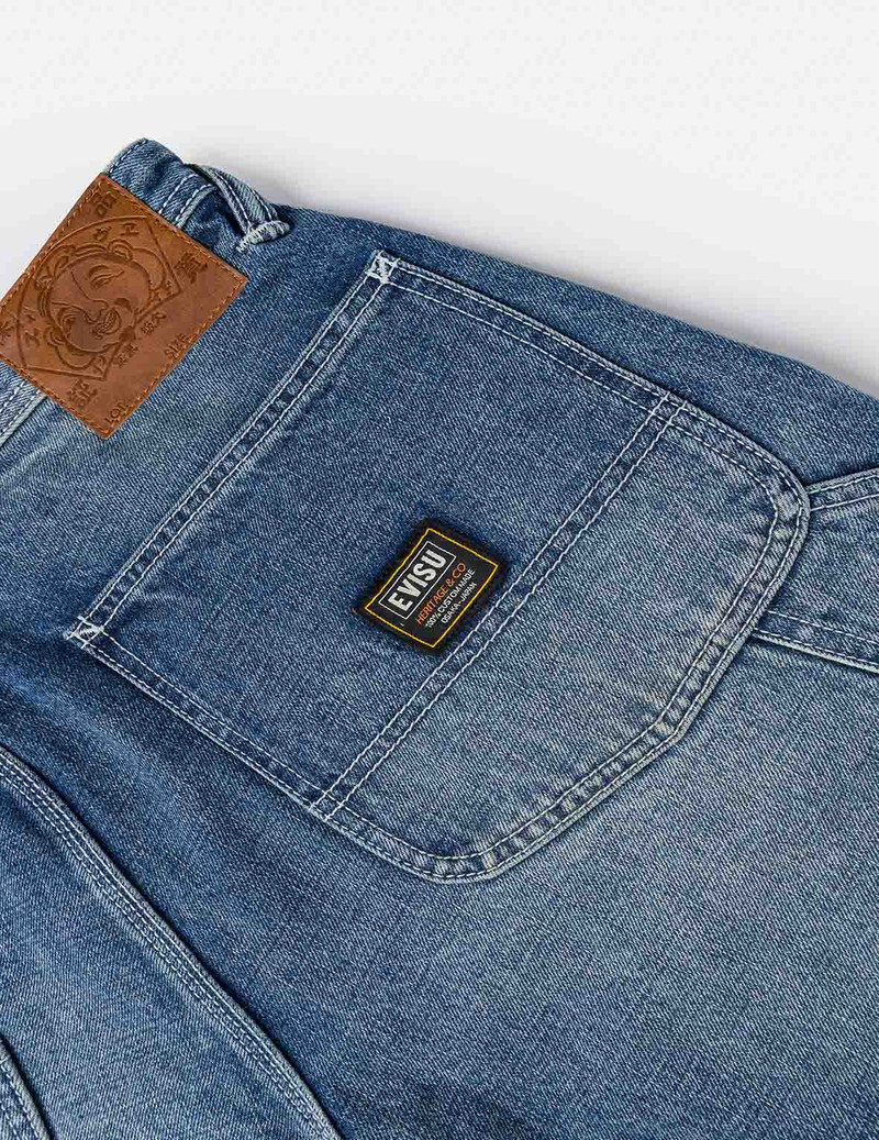 Heavy Washed studded Cargo Shorts 7