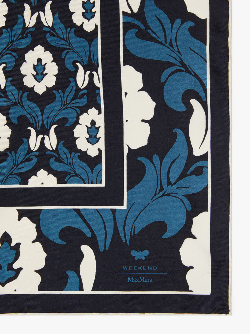 WEEKEND Max Mara ONESTO Printed silk maxi pocket square outlook