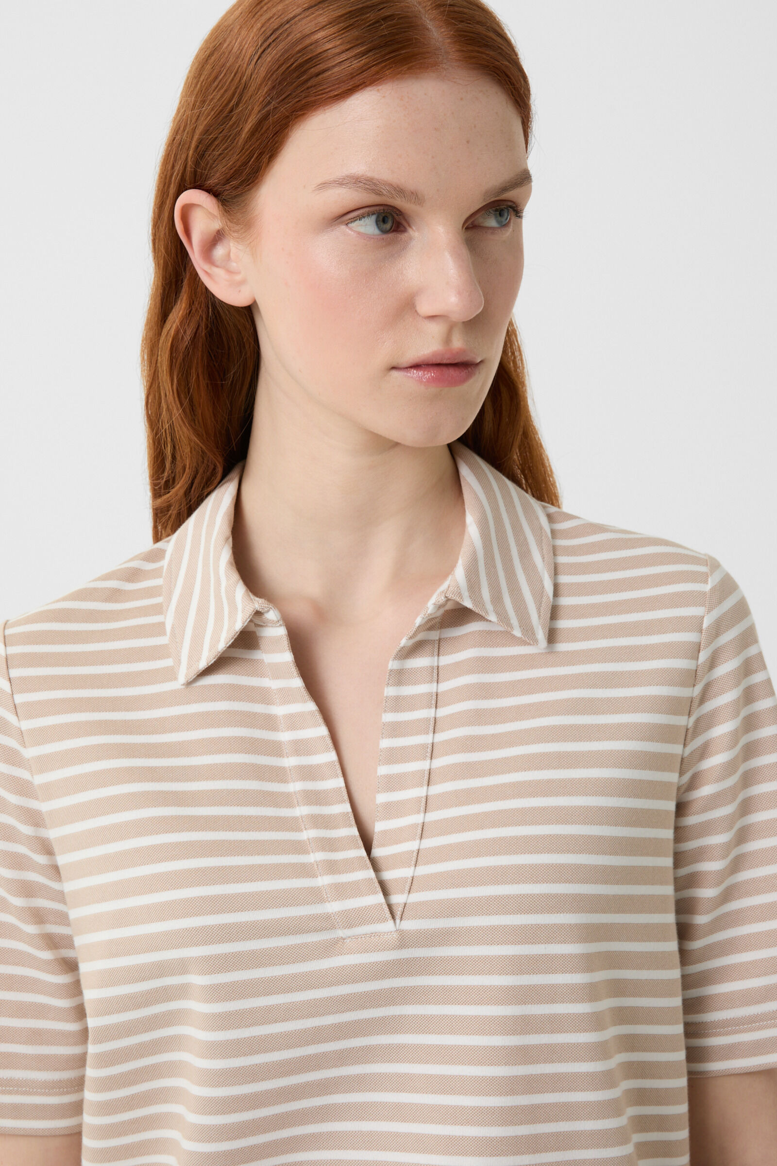 Peony polo shirt in Sand/Off-White - 4