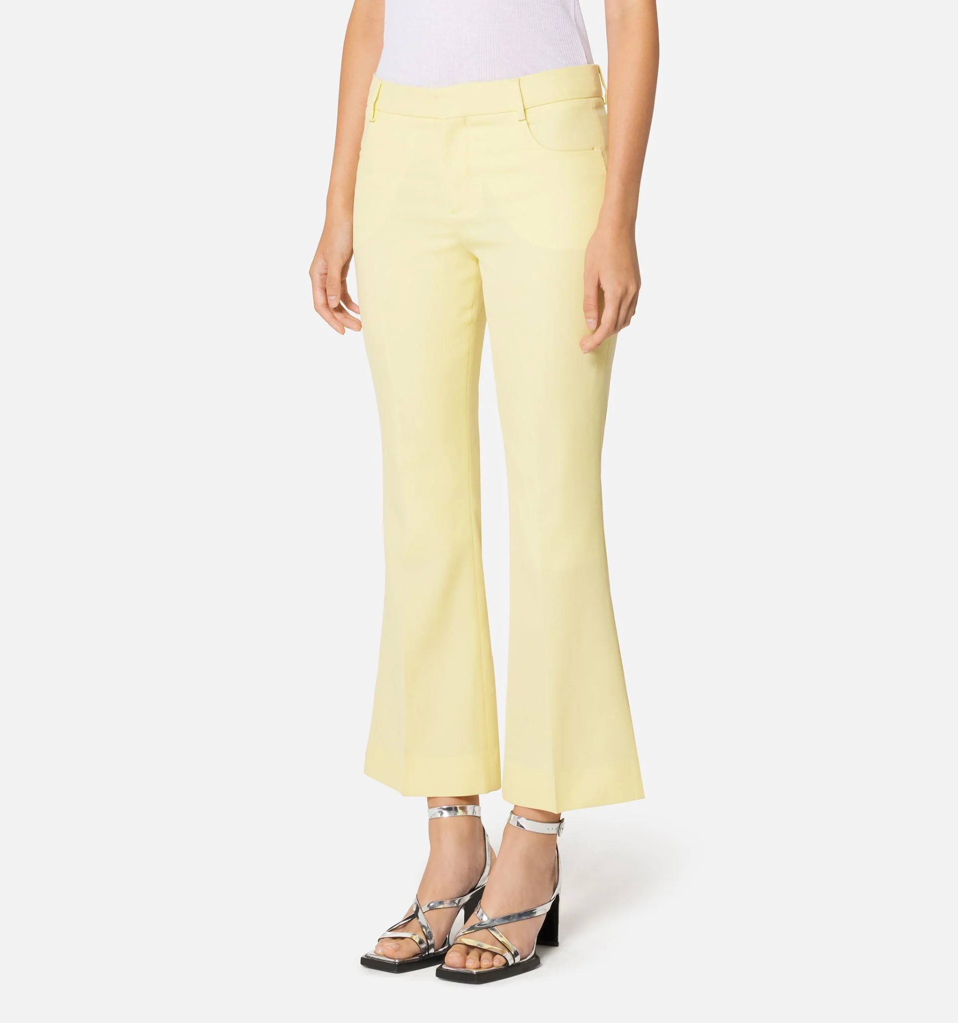 Short Flared Trousers - 3
