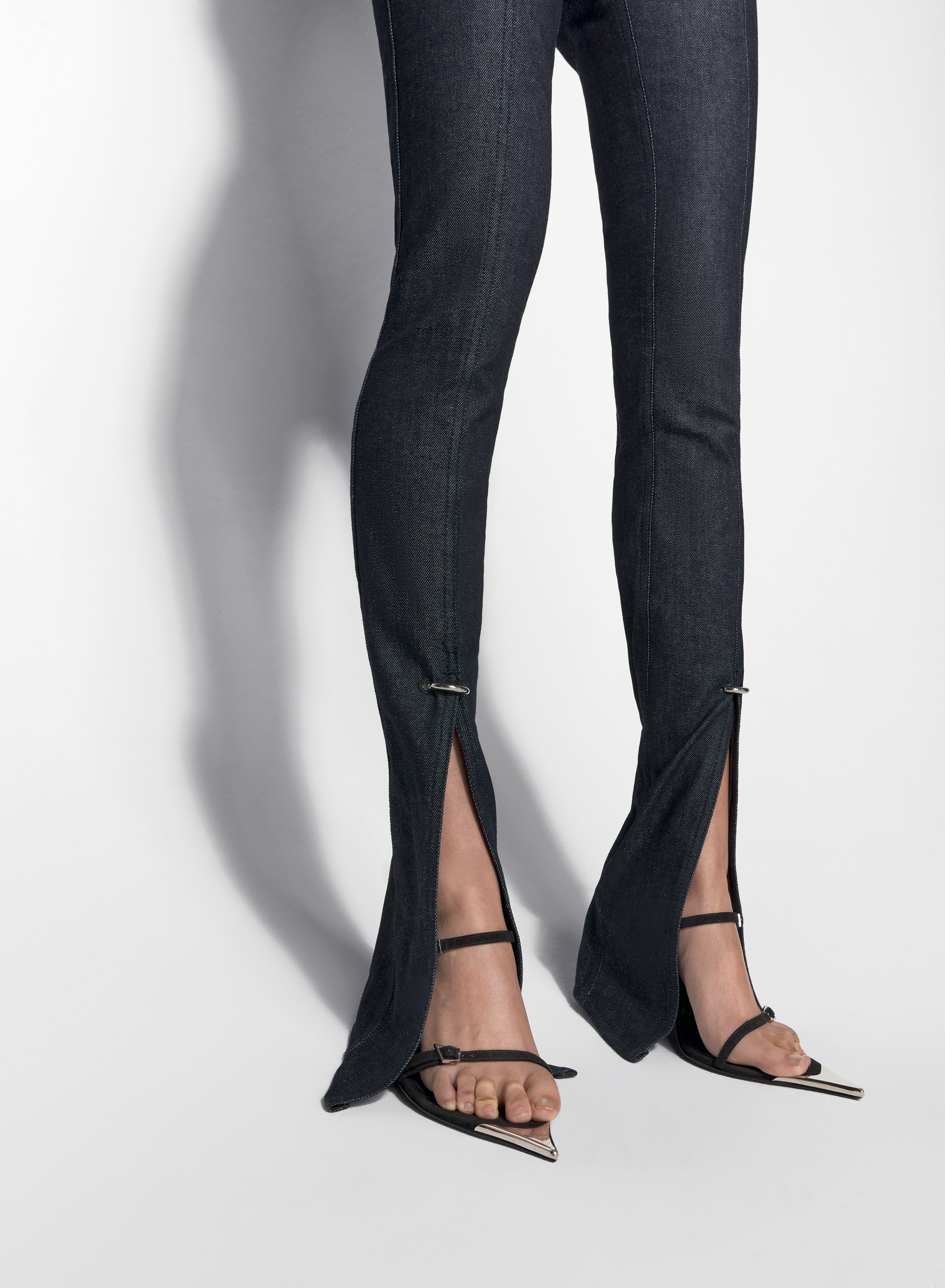 pierced raw denim skinny jeans - 4