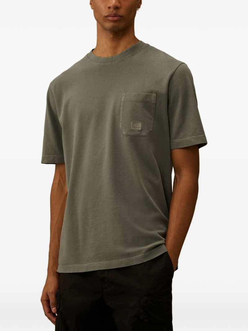 round-neck pocket T-shirt 3