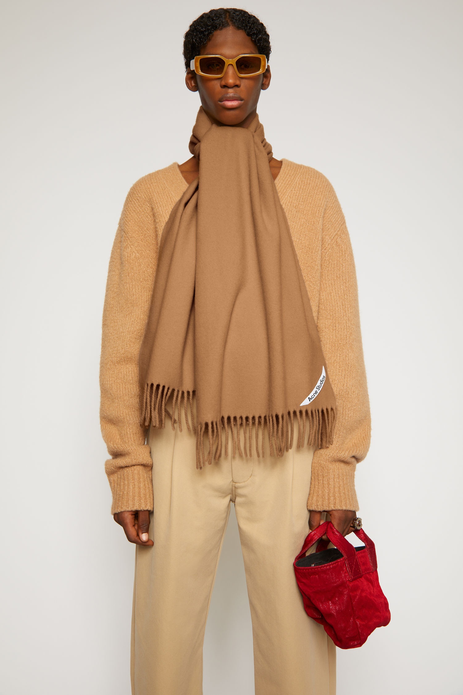 Oversized wool scarf caramel brown - 3