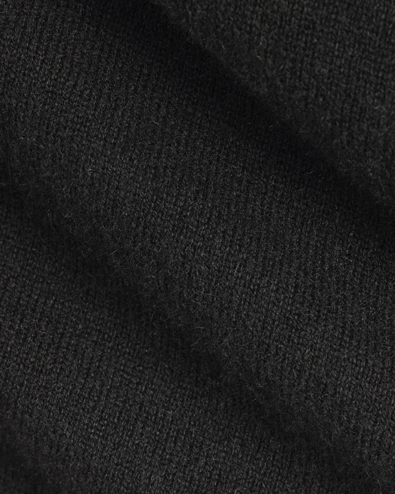 THE CLASSIC TANK IN CASHMERE 6