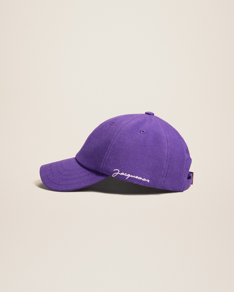 JACQUEMUS La casquette Jacquemus outlook