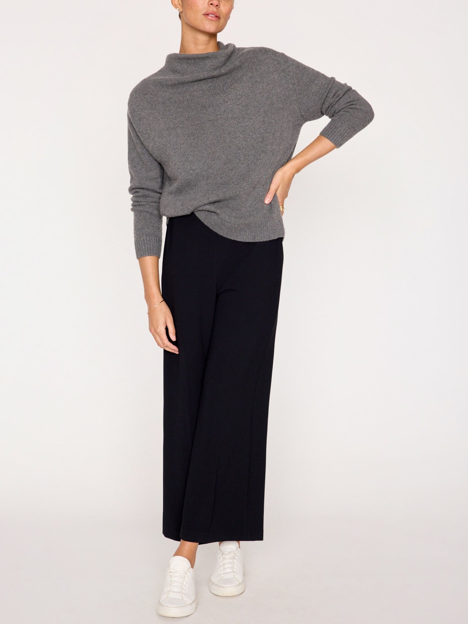 The Theo Pullover - 2