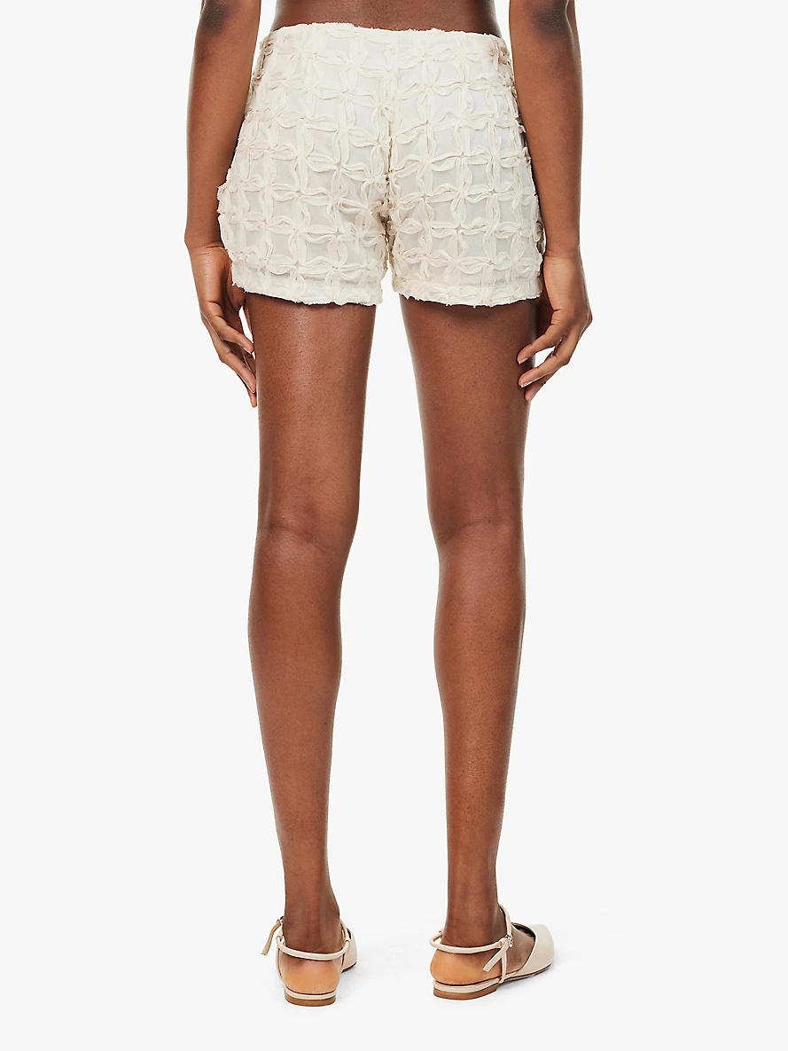Venus floral-appliqué woven shorts - 4