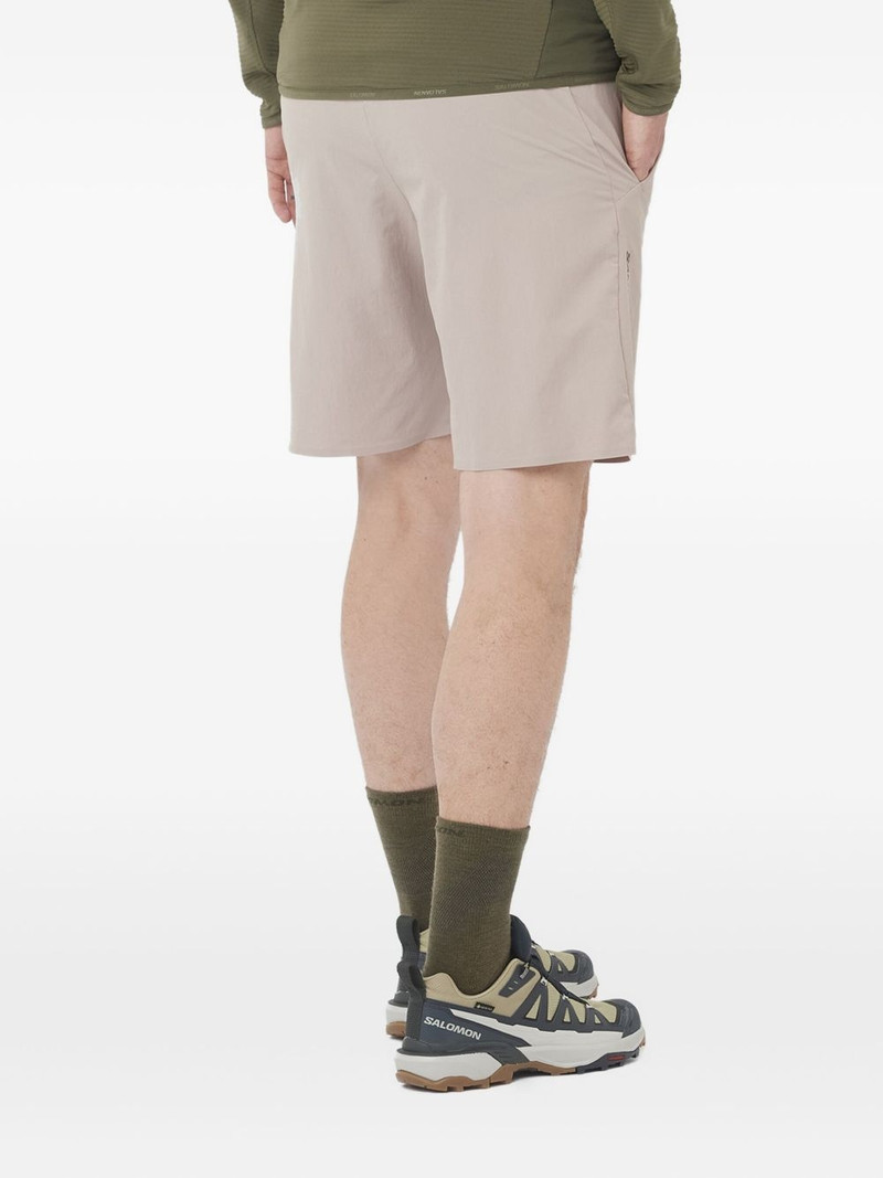 SALOMON Wayfarer Ease elastic-waistband pocket shorts outlook