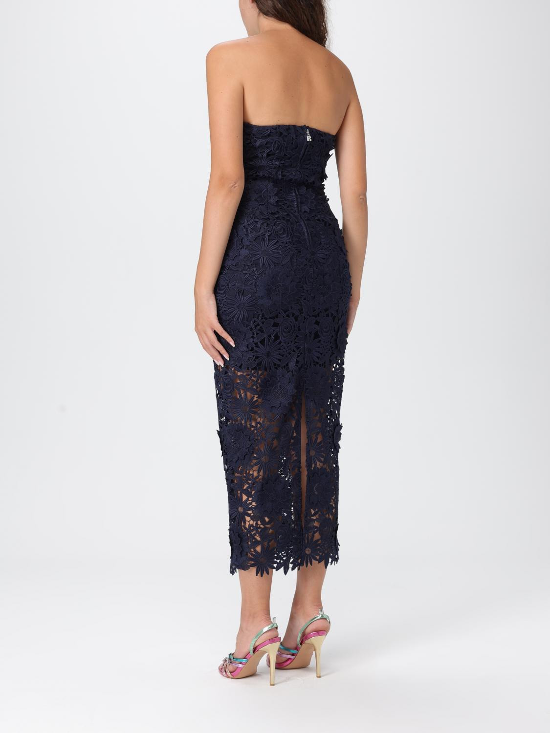 Dress woman Rotate - 2