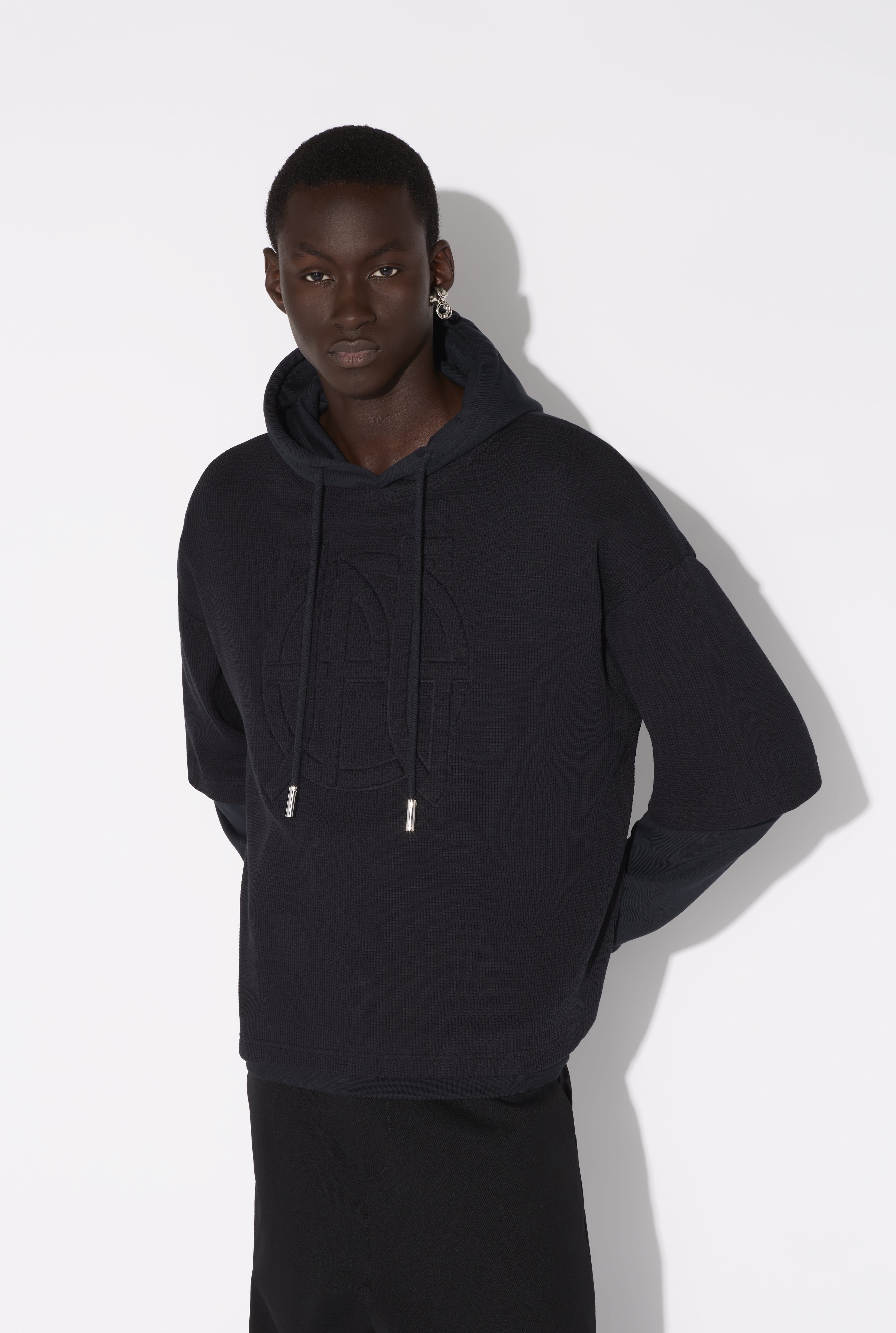 THE OVERSIZED BLACK JPG SWEATSHIRT - 5