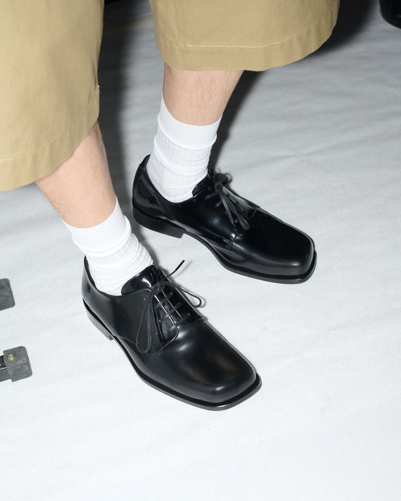BLACK COW LEATHER DERBIES SHOES 6
