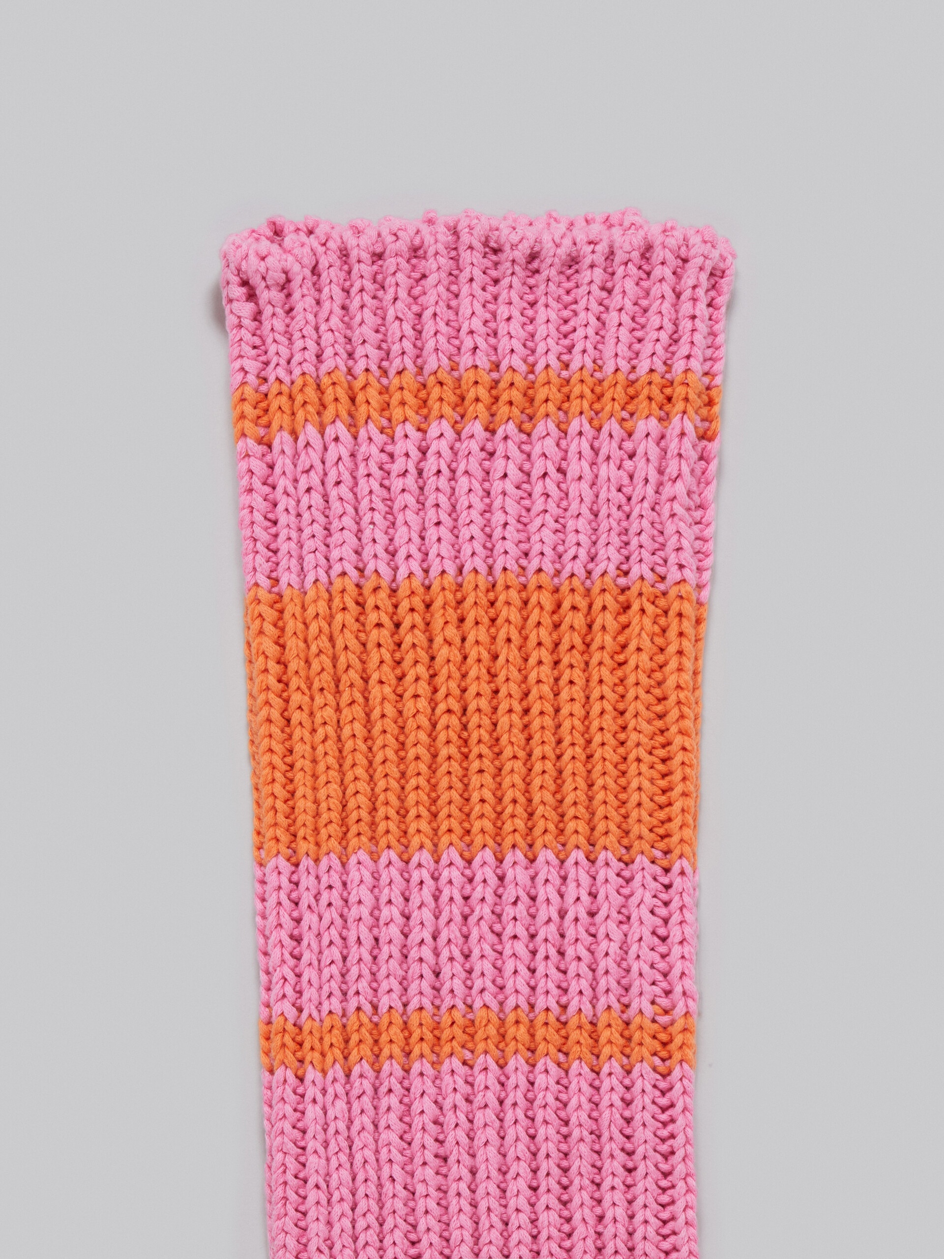 PINK COTTON KNEE-LENGTH SOCKS - 3