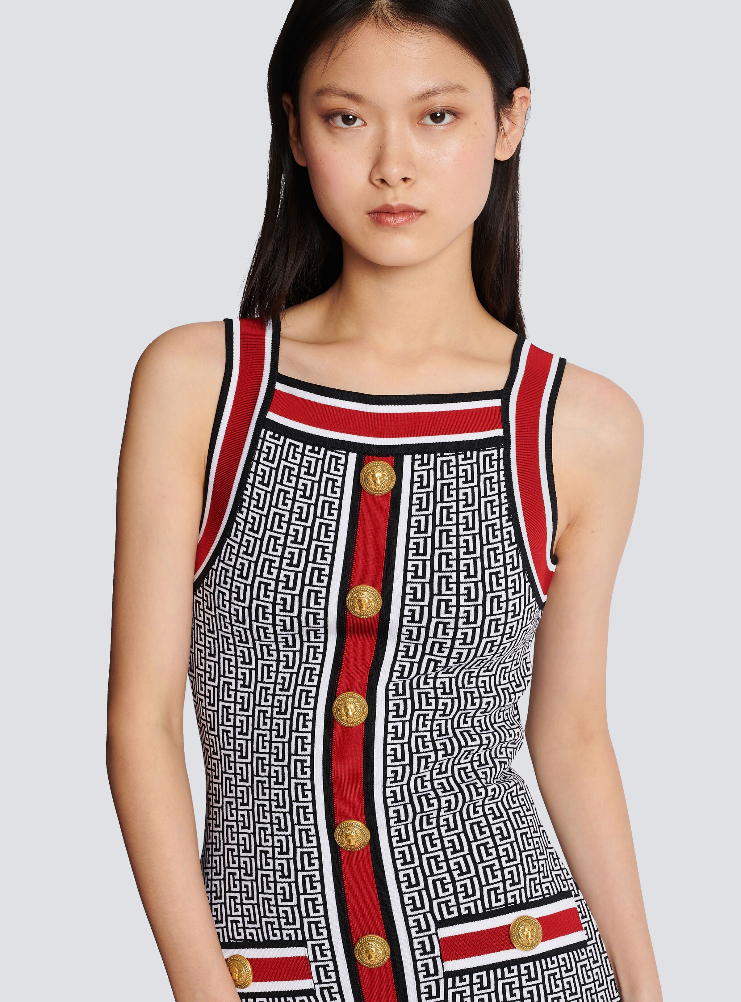 Short monogrammed knit dress - 7