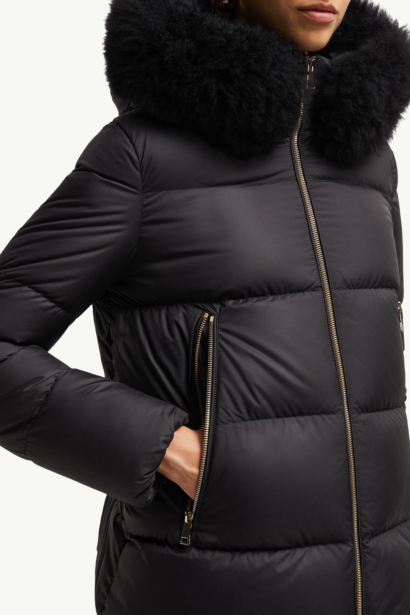 Laichefur Hooded Shearling-Trimmed Short Down Jacket - 6
