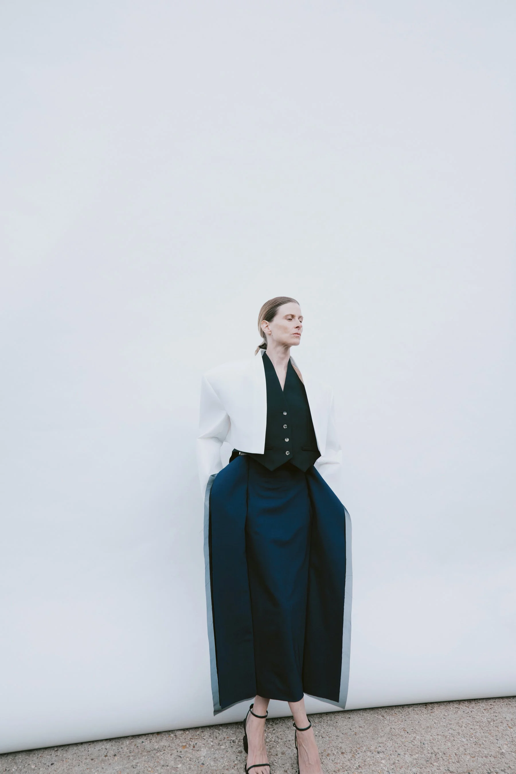 MIDI HIGH WAISTED PANELLED SKIRT NAVY - 1