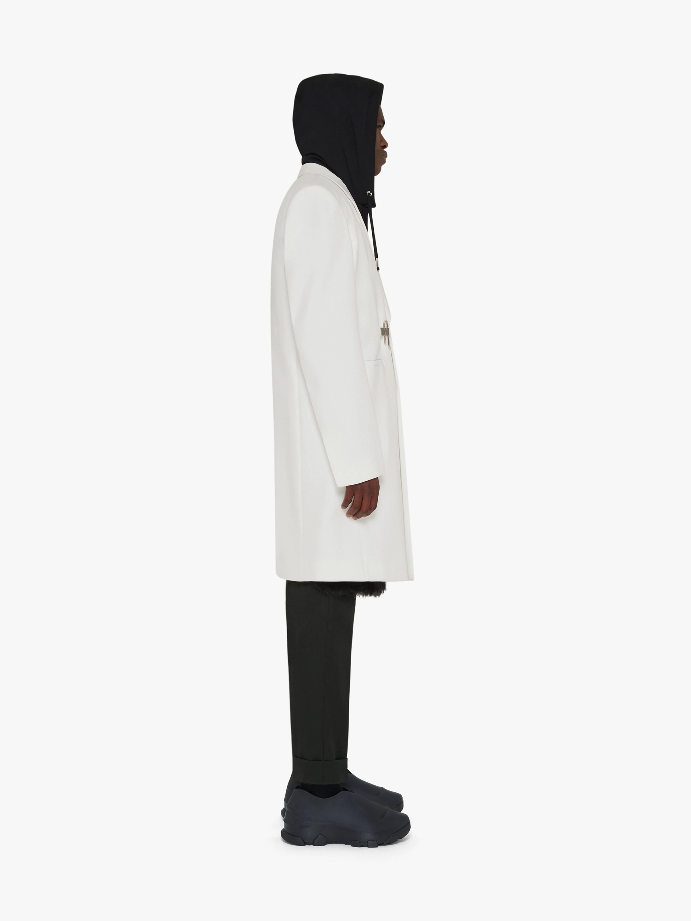 COAT IN TECHNICAL WOOL WITH PADLOCK - 3