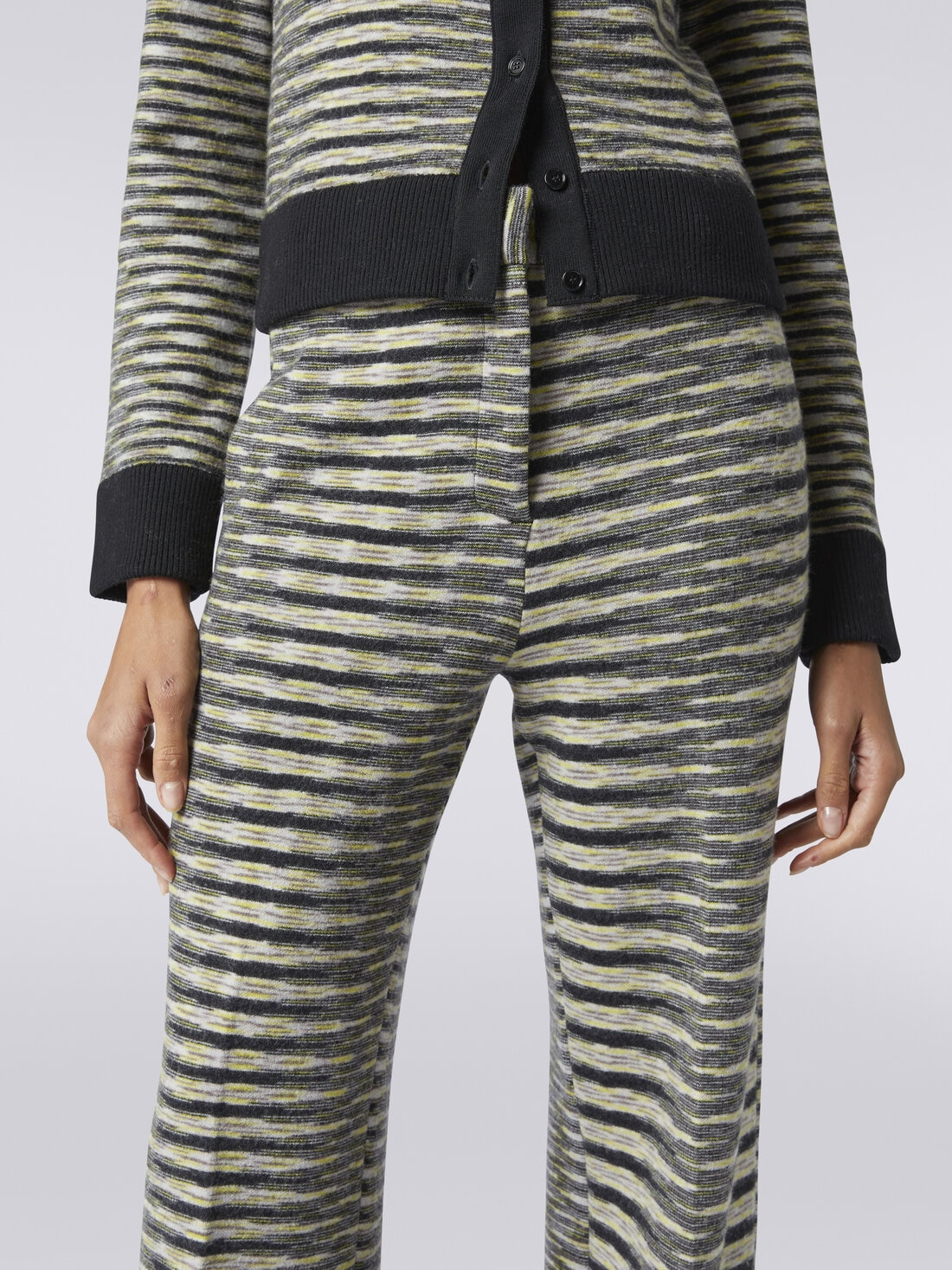 Straight high-rise wool blend trousers - 5