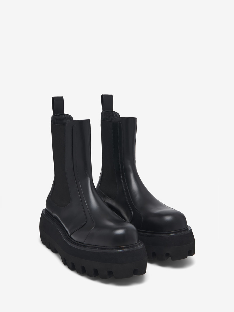 Alexander McQueen Sofa Chelsea Boot outlook